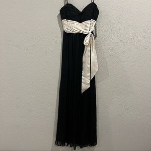 BCBGMaxAzria Alicia Black Silk Strapless Gown SIZE 2 Event Dress